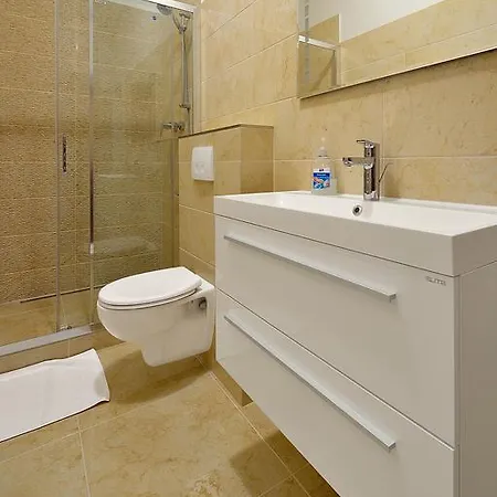 Апартаменты Ambiente Serviced - Palace Motesickych *